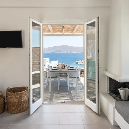 Villa Eneos / Deluxe